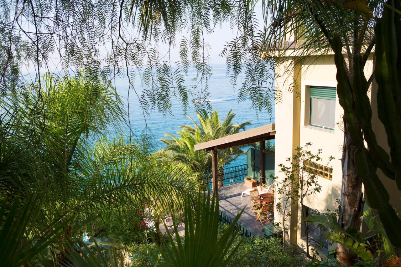 Villa Anita Apartments Capo dʼOrlando Εξωτερικό φωτογραφία