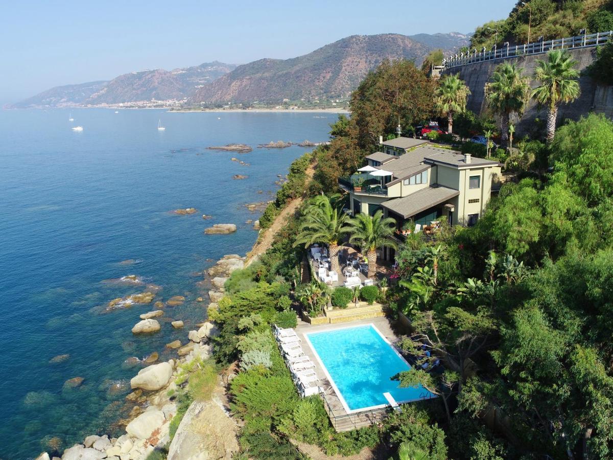 Villa Anita Apartments Capo dʼOrlando Εξωτερικό φωτογραφία