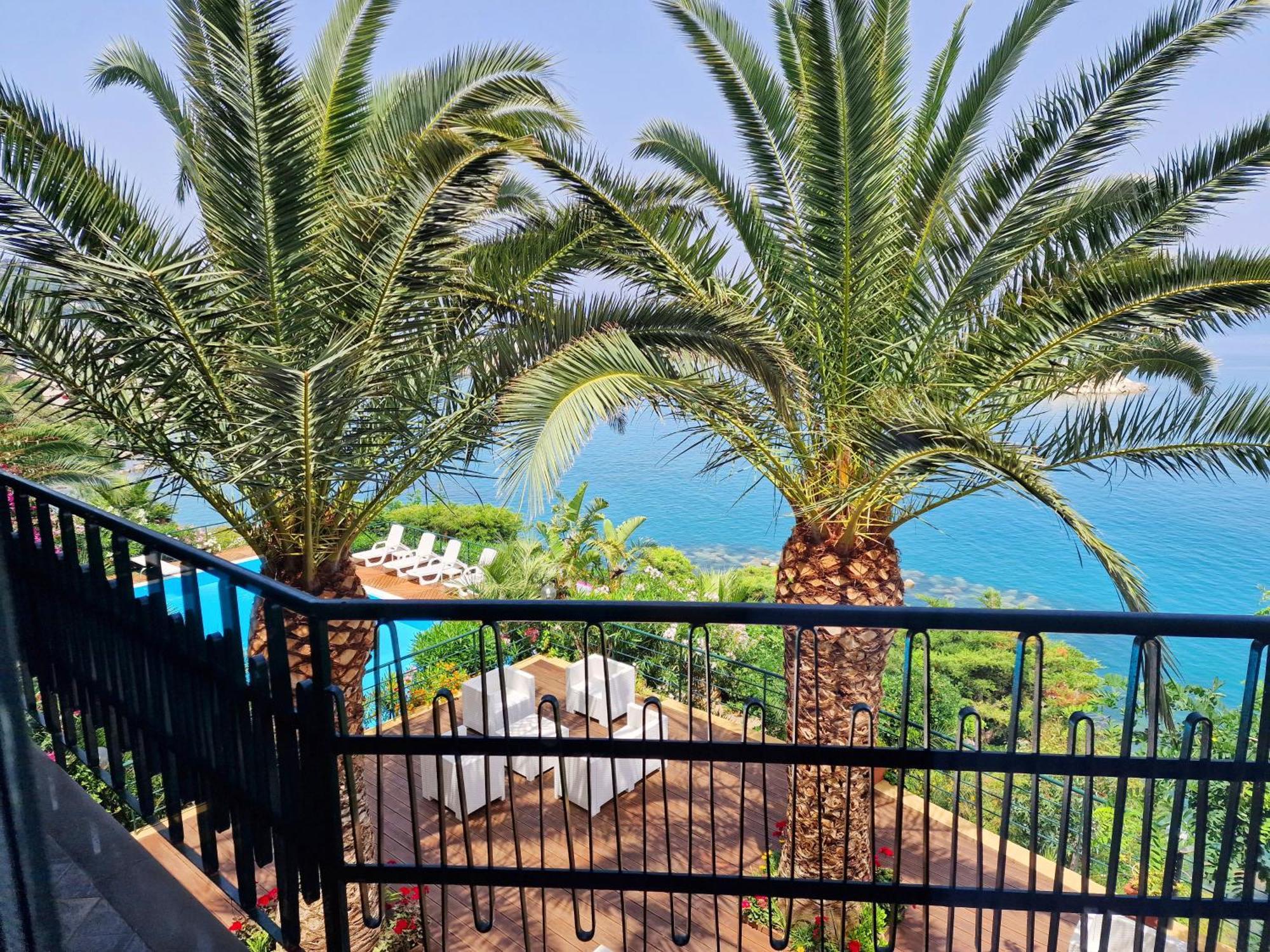 Villa Anita Apartments Capo dʼOrlando Εξωτερικό φωτογραφία