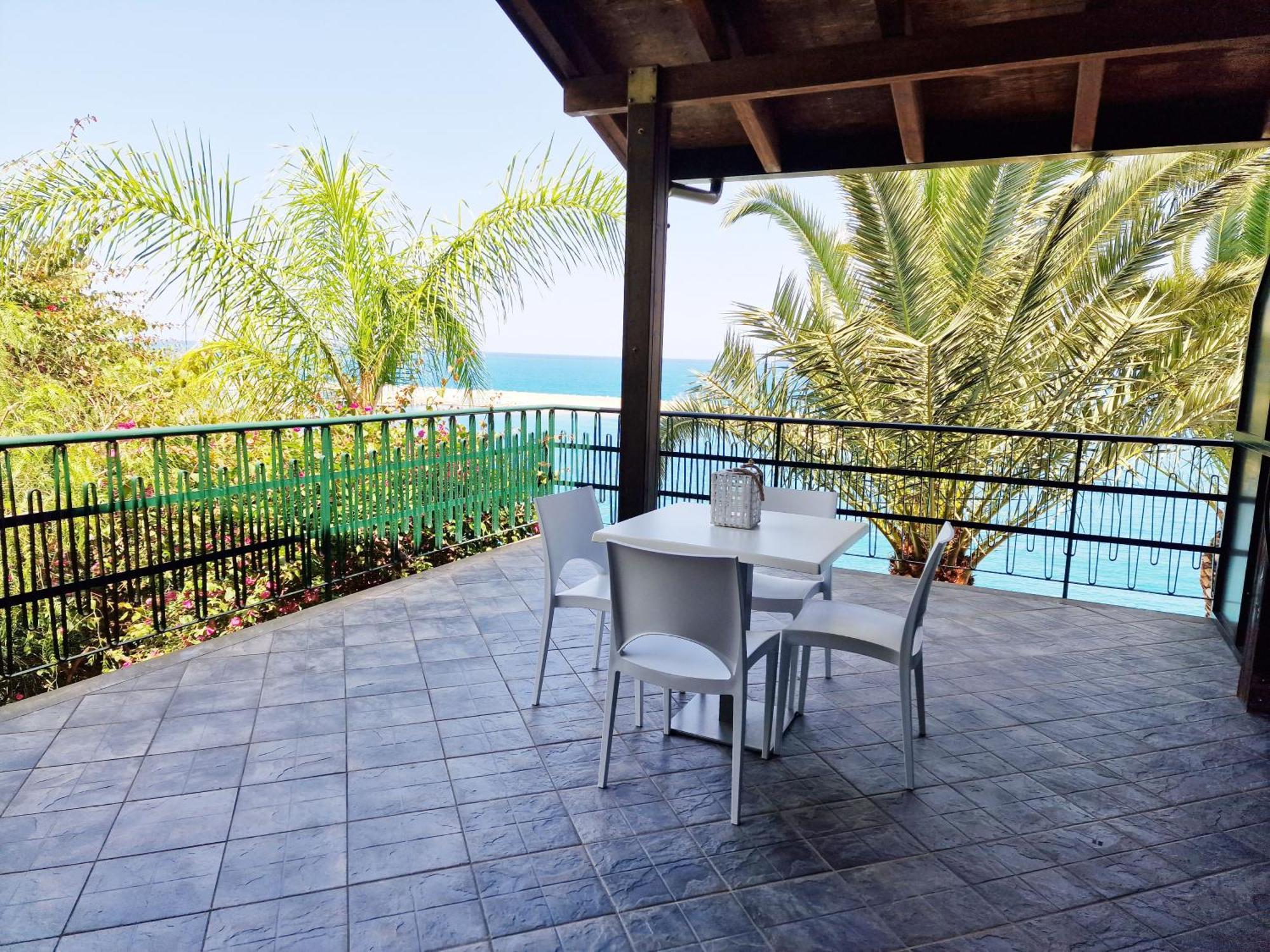 Villa Anita Apartments Capo dʼOrlando Δωμάτιο φωτογραφία