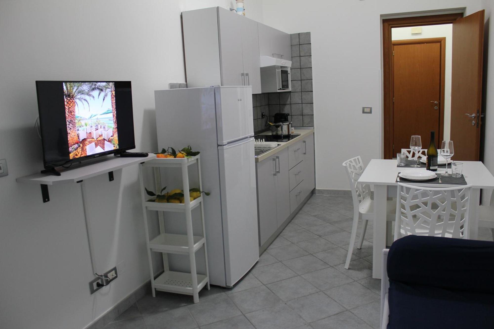 Villa Anita Apartments Capo dʼOrlando Εξωτερικό φωτογραφία